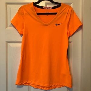 Nike pro v neck orange